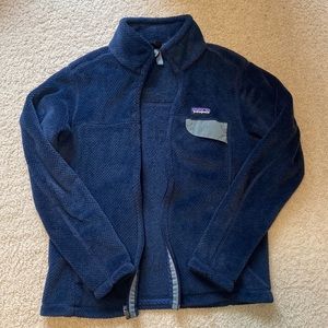 Navy blue women’s patagonia zip up jacket